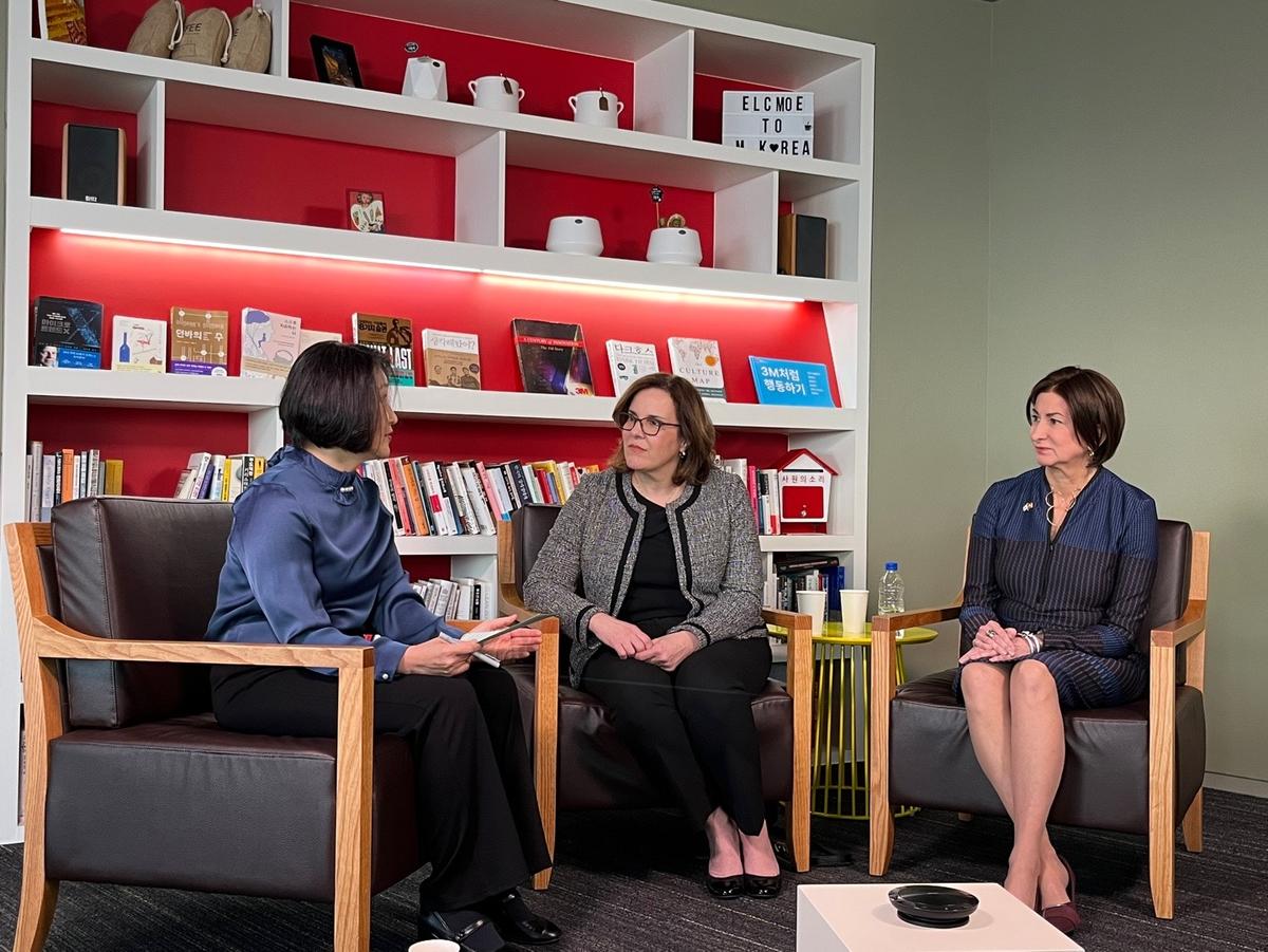 President Gabel and Kathy Schmidlkofer, President and CEO of the UMN Foundation, participated in a webcast with the 3M Asia's Women's Leadership Forum