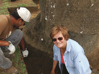 Jo Anne Van Tilburg (right) and Christián Arevalo Pakarati, one of the project’s codirectors, digging around a statue